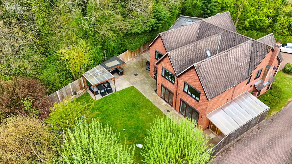 Property photo 2 of 51 5116411