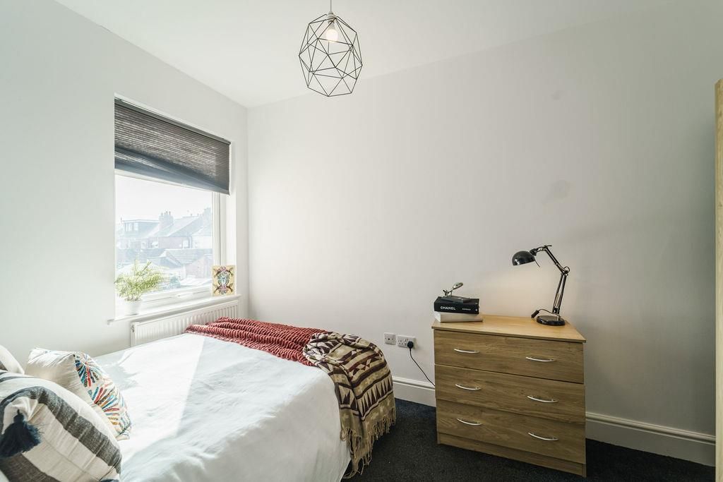 Property photo 2 of 10 019-A7R01076-Hdr.Jpg