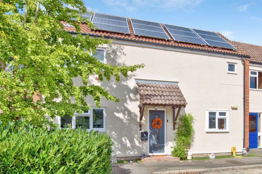 Property photo 1 of 18