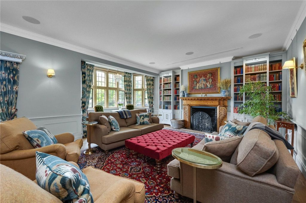 Property photo 2 of 25 Drawing Room