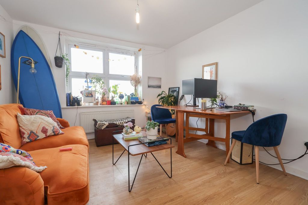 Property photo 2 of 9 Lounge/Diner