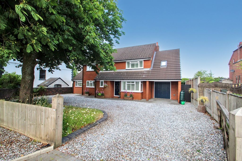 Property photo 1 of 33