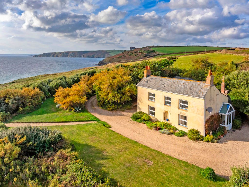 Property photo 3 of 6 Photo 3