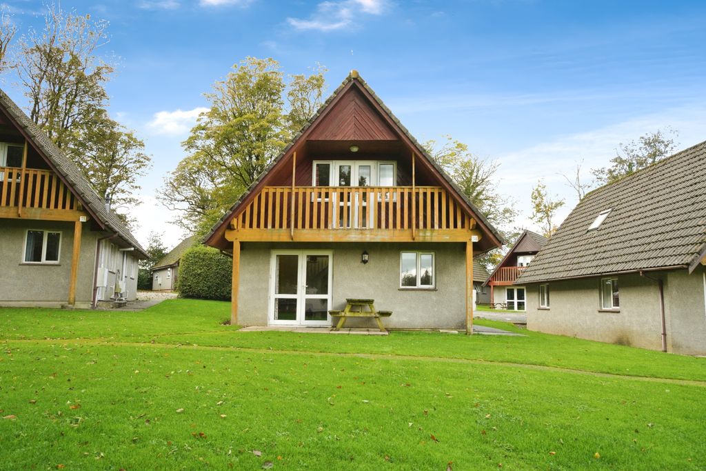 Property photo 1 of 17 Photography