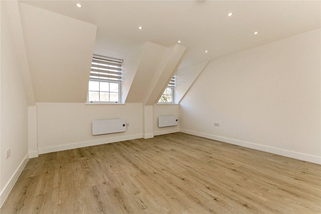 Property photo 3 of 7 Reception Room