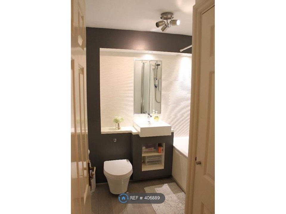 Property photo 1 of 5 Bathroom