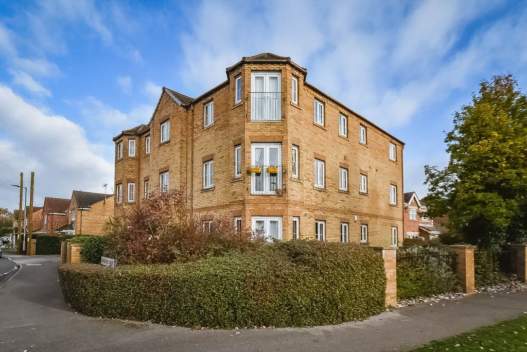 Property photo 1 of 11 Chandlers Court