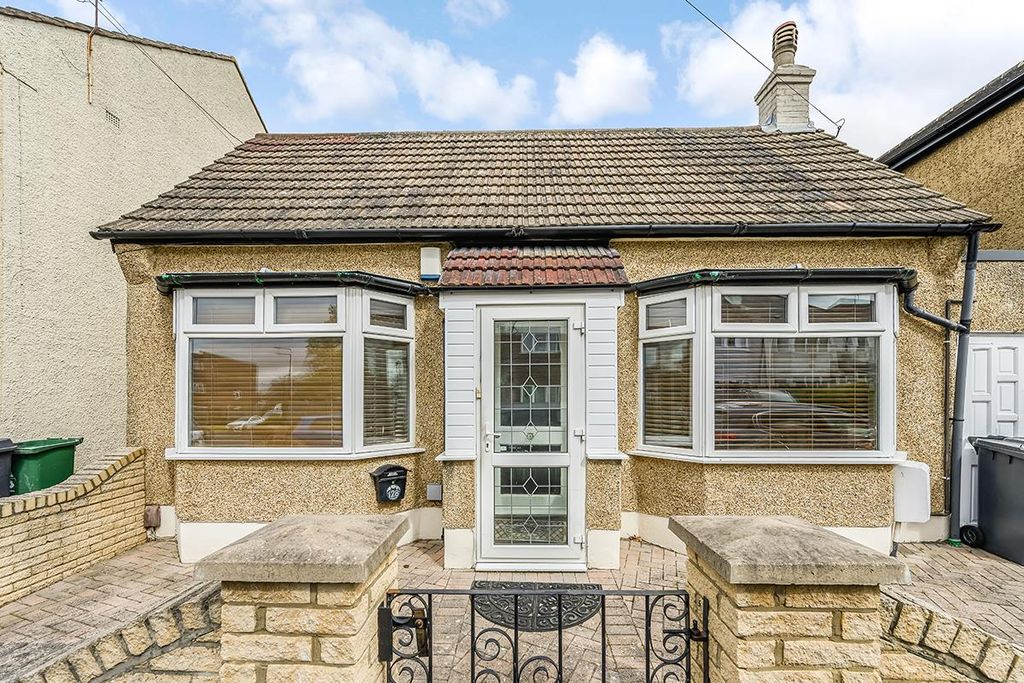 Property photo 1 of 19