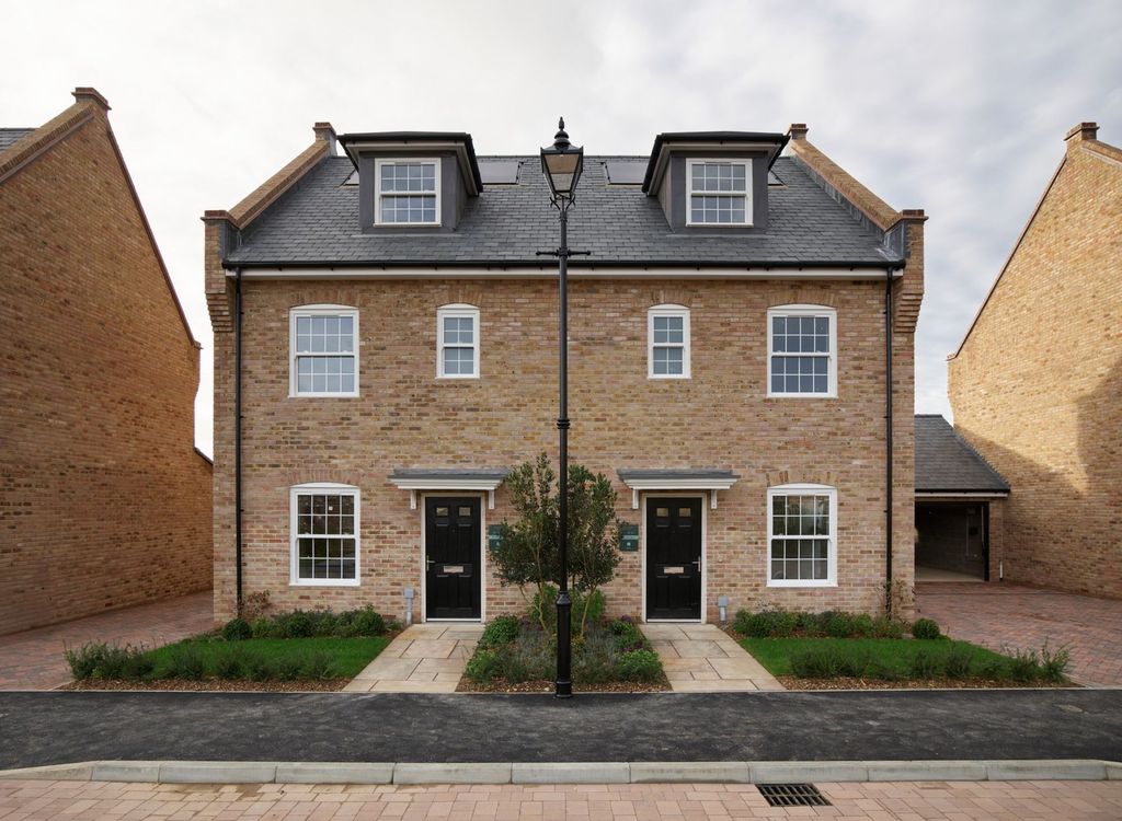 Property photo 1 of 21