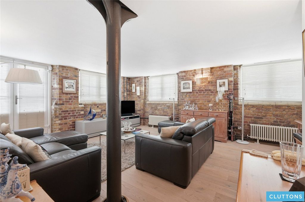 Property photo 2 of 31 Picture No. 20