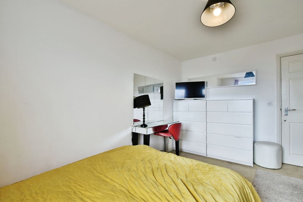 Property photo 3 of 15 Bedroom One