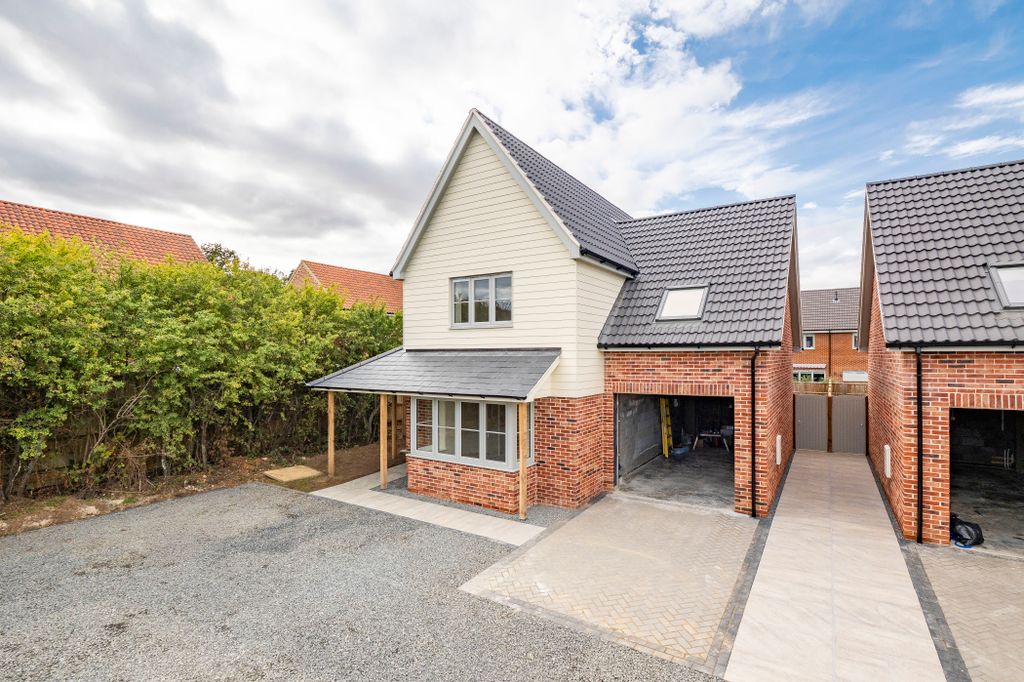 Property photo 1 of 14 _1236044