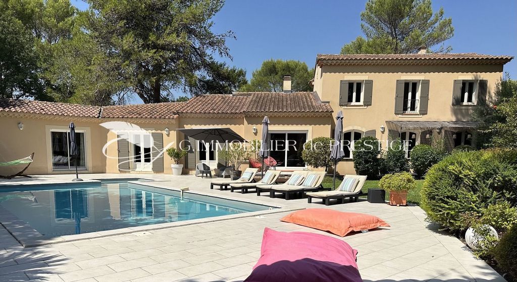 Property photo 1 of 34 A Very Beautiful Villa In An Enchanting Setting