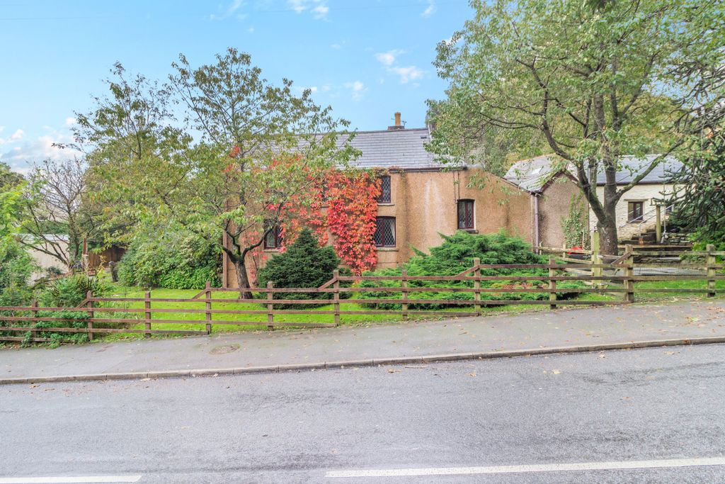 Property photo 1 of 38