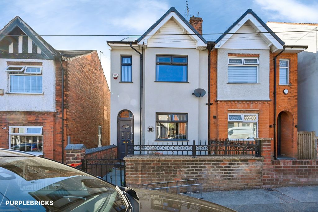 Property photo 1 of 24