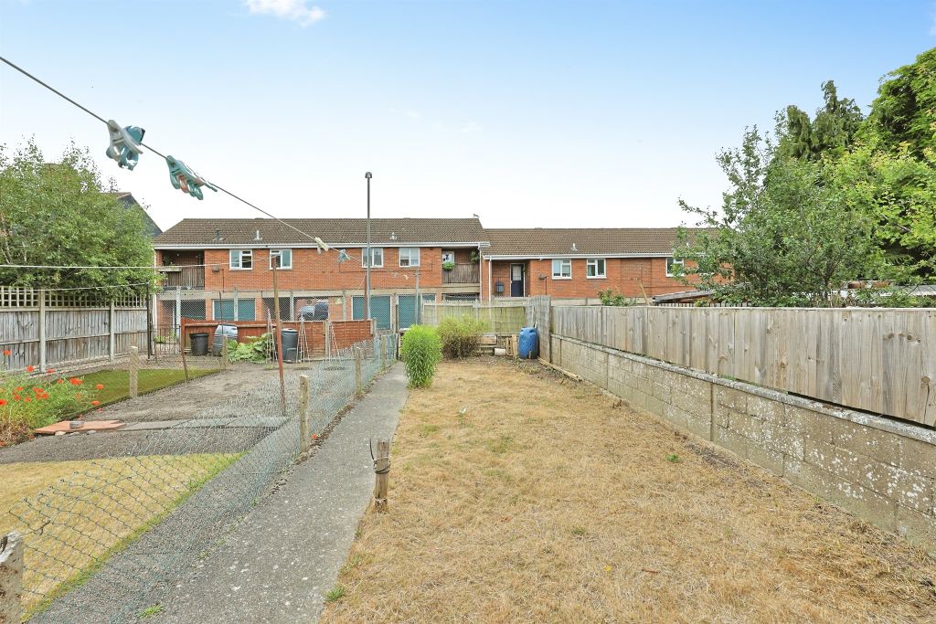 Property photo 3 of 9