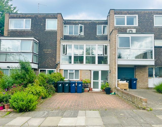 Property photo 1 of 18