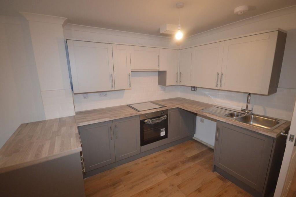 Property photo 2 of 7 Dsc_0019 (Medium).Jpg