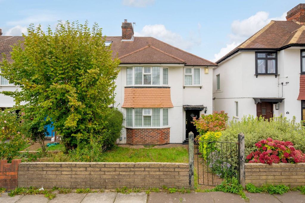 Property photo 1 of 15