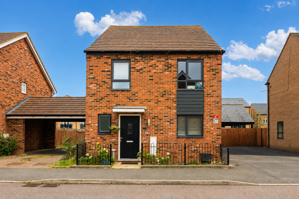 Property photo 1 of 17