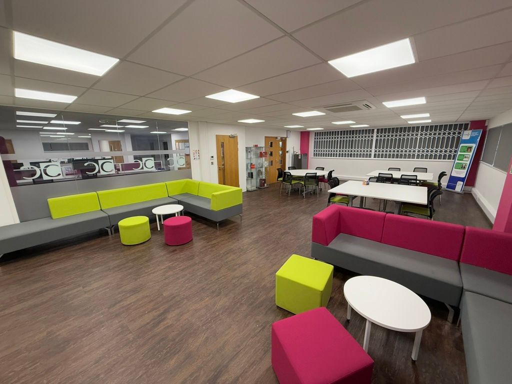 Property photo 3 of 26 Photo 25