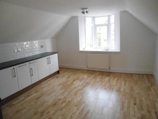 Property photo 3 of 6 32028_Granville_Img_03_0000_Max_620x414[1].Jpg