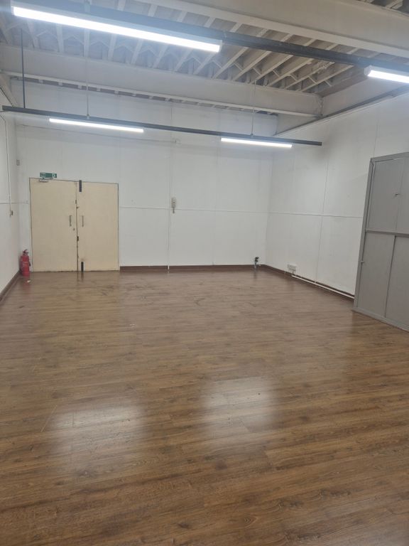 Property photo 1 of 3