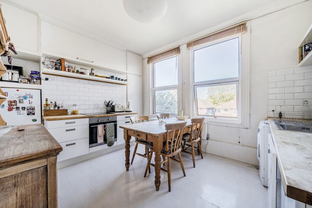 Property photo 2 of 15 Kitchen
