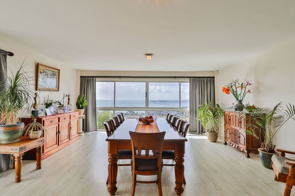 Property photo 1 of 57 La1628857