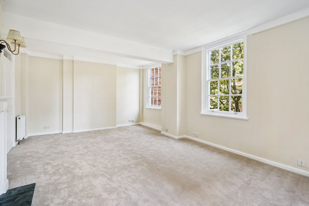 Property photo 1 of 10 Reception Room