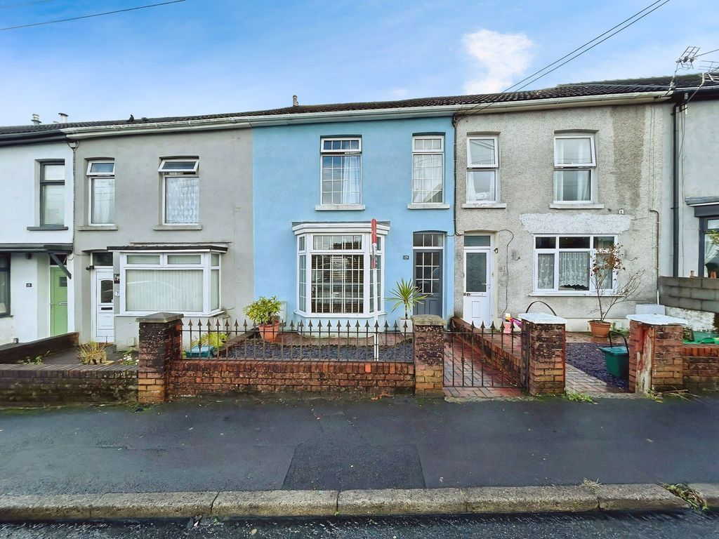 Property photo 1 of 29