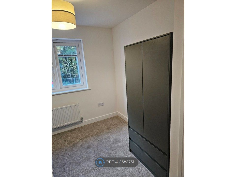 Property photo 3 of 3