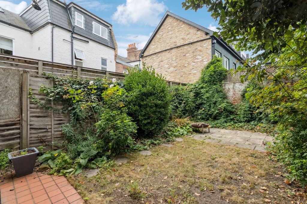 Property photo 3 of 13