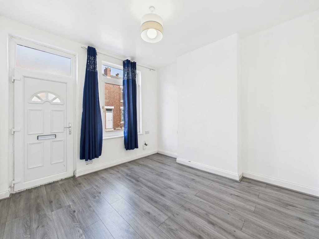 Property photo 2 of 9
