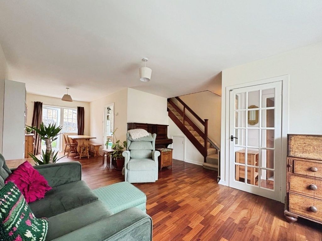 Property photo 2 of 16 Pbox-Img.Jpg