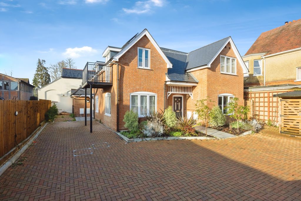 Property photo 1 of 17 Photo