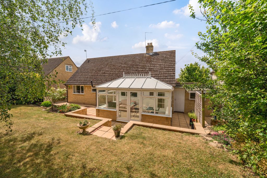 Property photo 2 of 16 Rear Garden