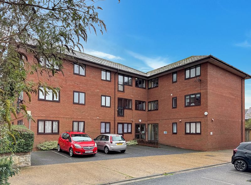 Property photo 1 of 10 Photo 5