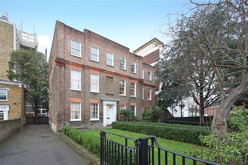 Property photo 1 of 17 Picture No. 05