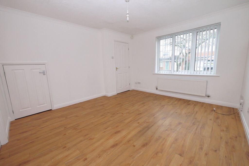 Property photo 3 of 20 3