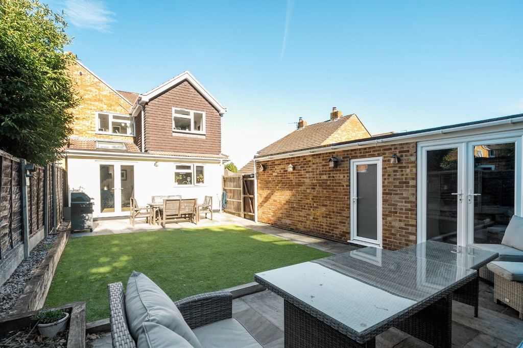 Property photo 3 of 24 1478148-3-6A32Fa6B45A9A.Jpg
