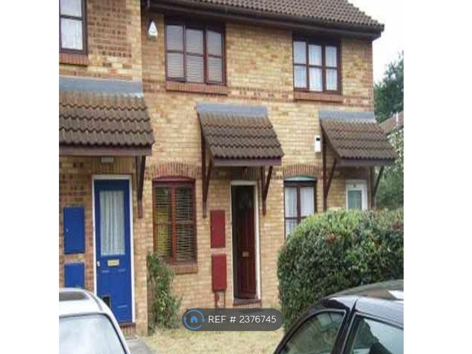 Property photo 2 of 8 Outside