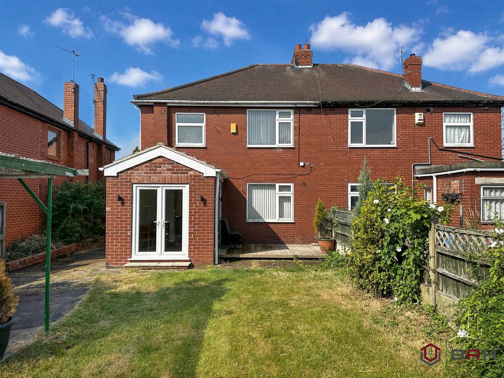 Property photo 2 of 26