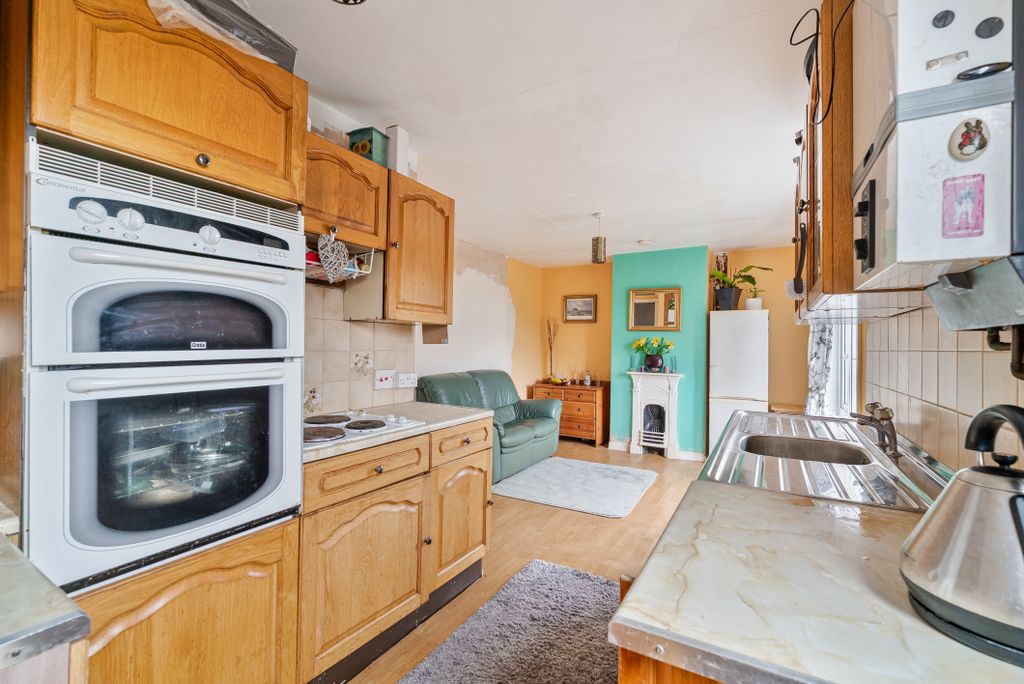 Property photo 3 of 13 Gallery