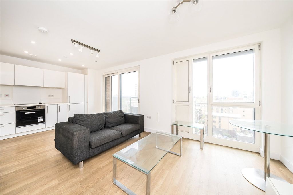 Property photo 2 of 6 Living Area