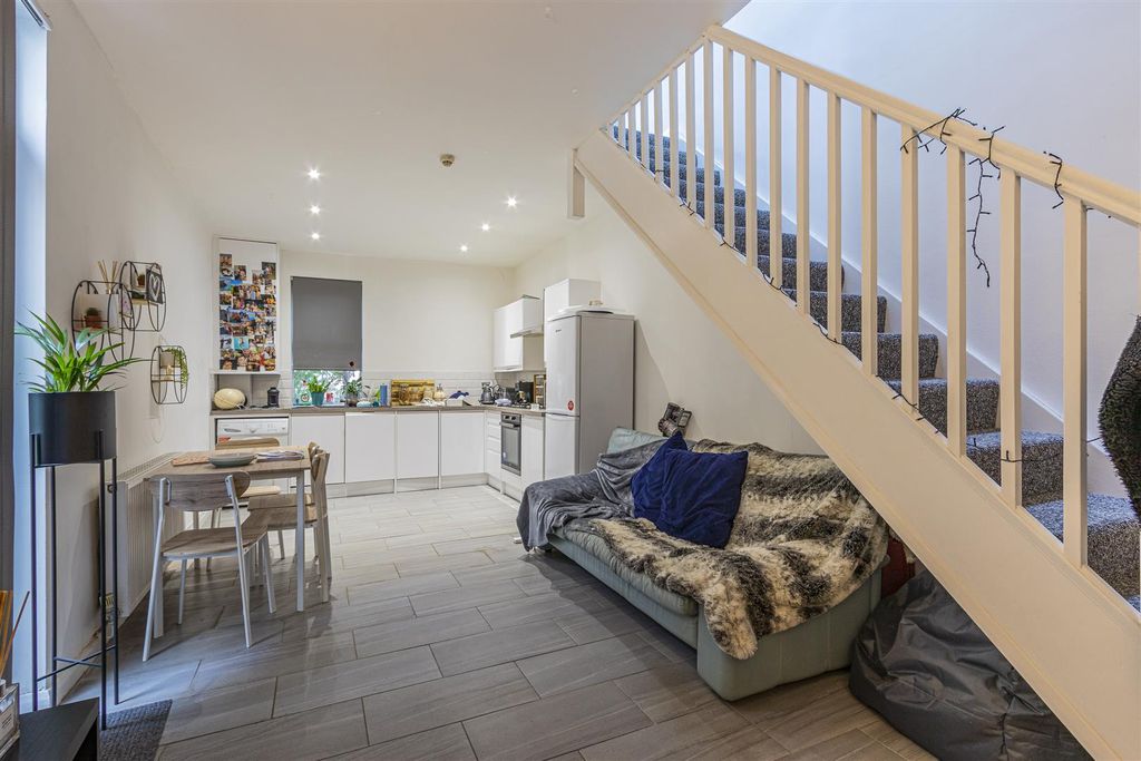 Property photo 3 of 10 Howard Court 8-8.Jpg