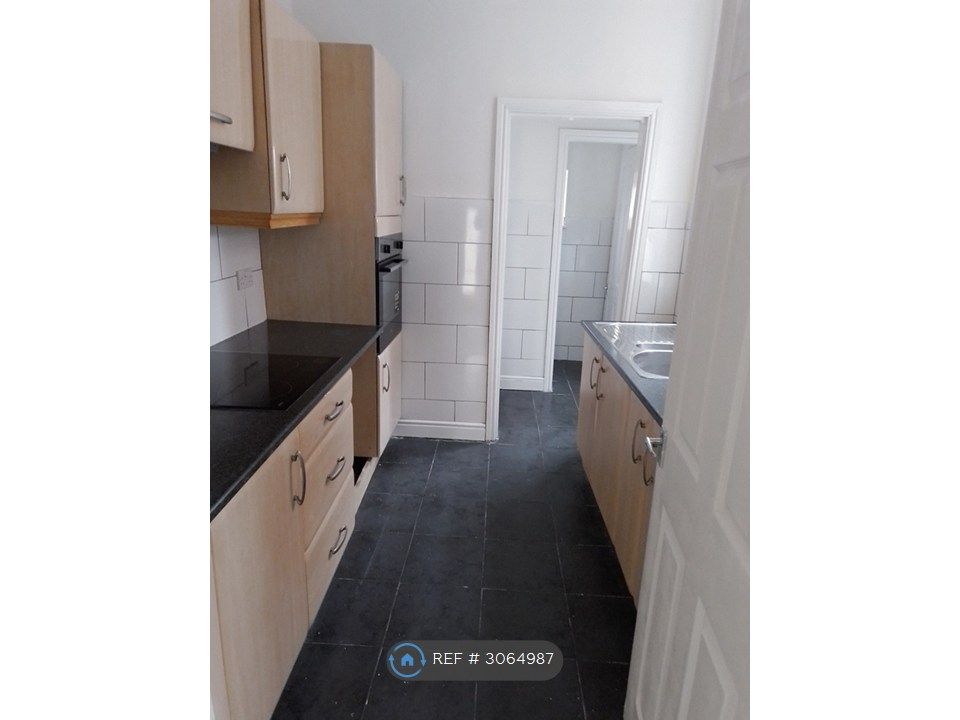 Property photo 1 of 27