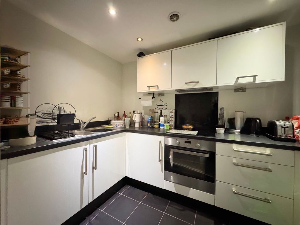 Property photo 2 of 13 Kitchen