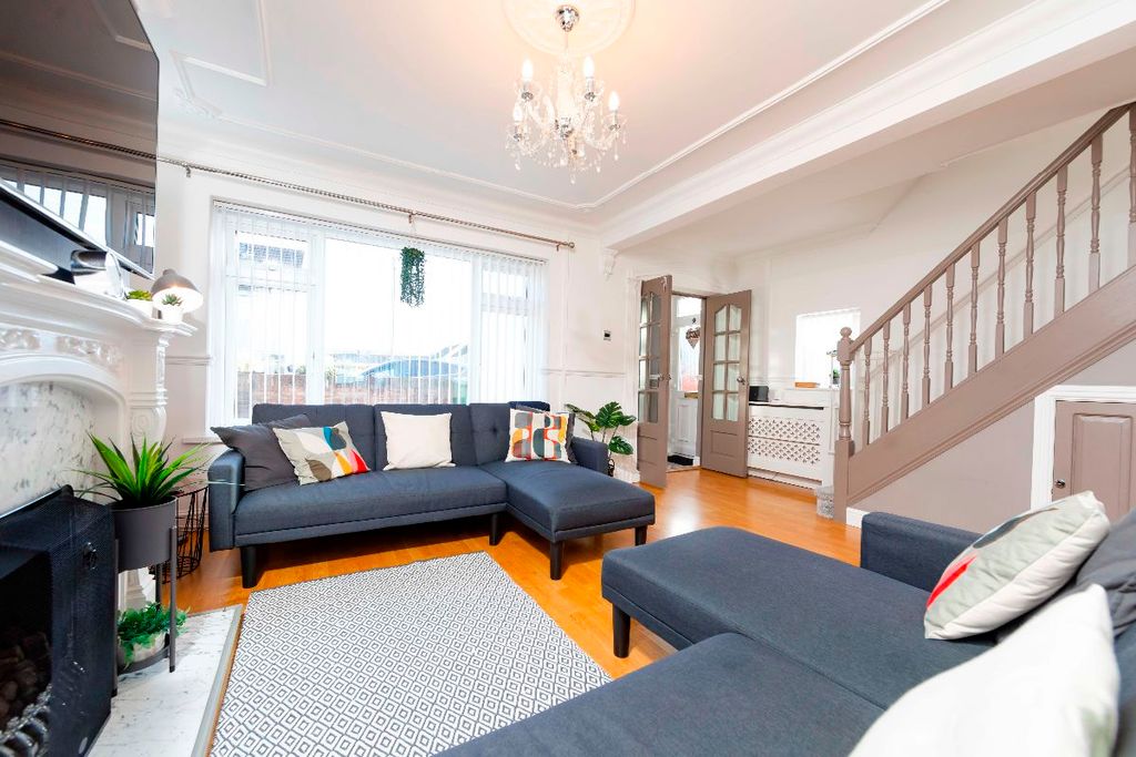 Property photo 1 of 29
