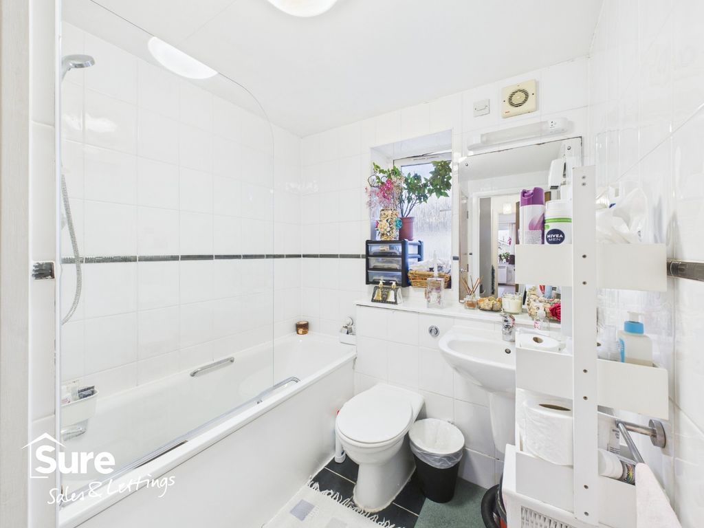 Property photo 3 of 14 4784143